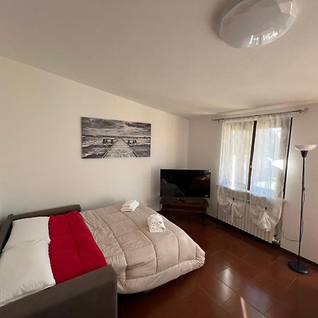 Ferienwohnung Orio Easy Relax 24H Airport 3 - A Few Steps Orio al Serio Exterior foto